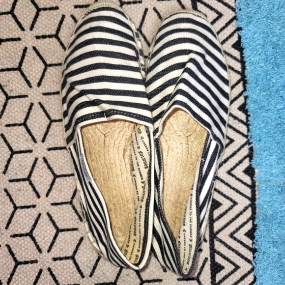 Soludos Espadrille Flat Loafers in Classic Stripe, sz 41 /10-10.5 - Picture 7 of 12